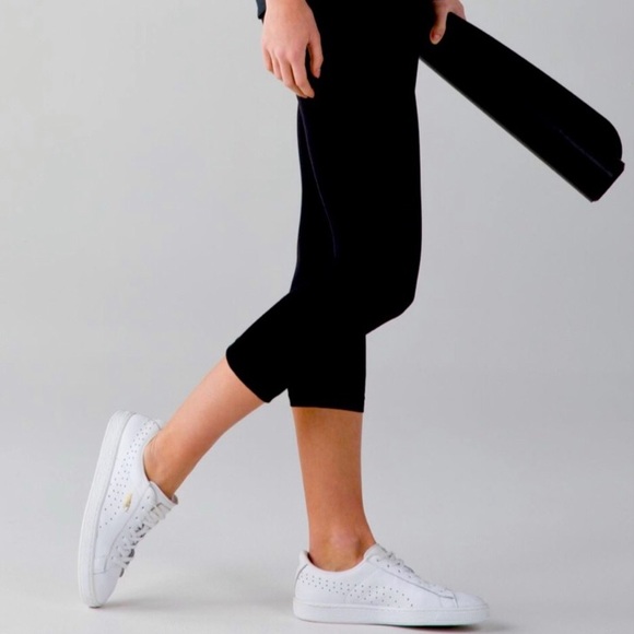 Lululemon Athletica 1st Release Black Align Crop Leggings 20” Inseam Size 6 - Picture 3 of 10